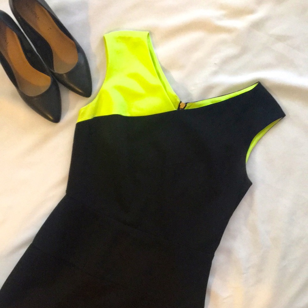 Gorgeous Bright Green and Black Dress